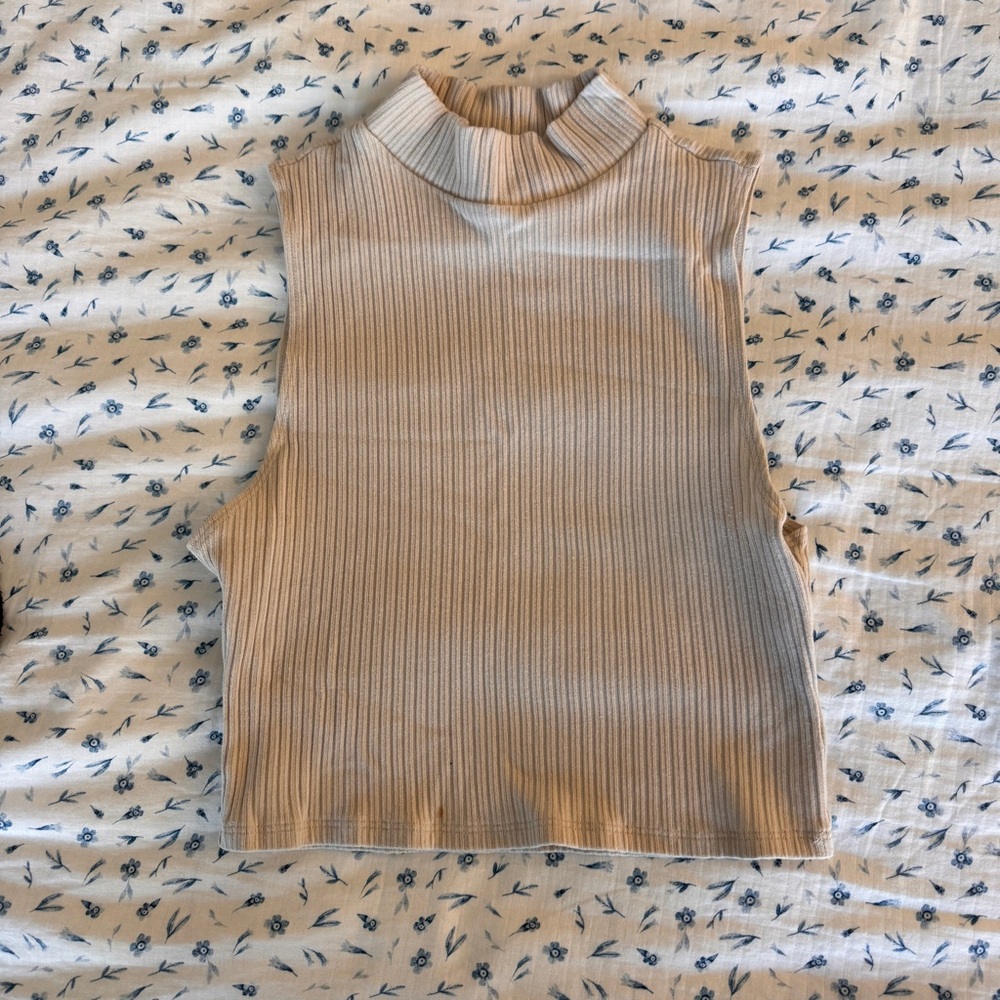 Reformation ribbed cream tank top with collar.